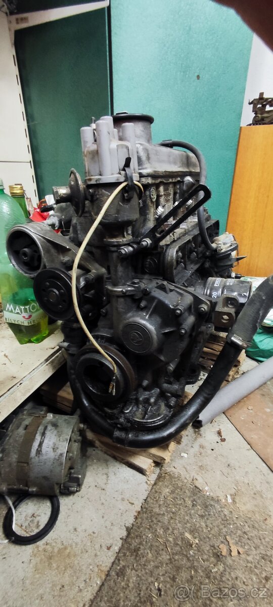 Motor škoda favorit - 2