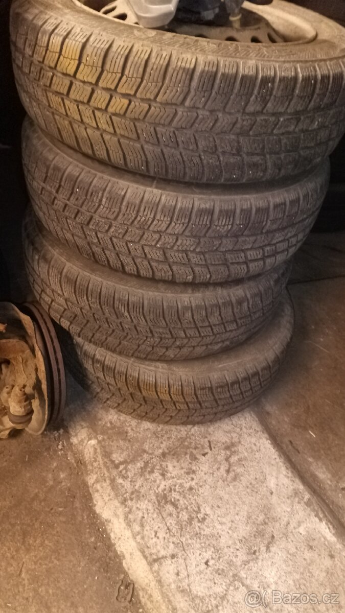 175 65 R14Mitsubishi Space zadní světlo - 2