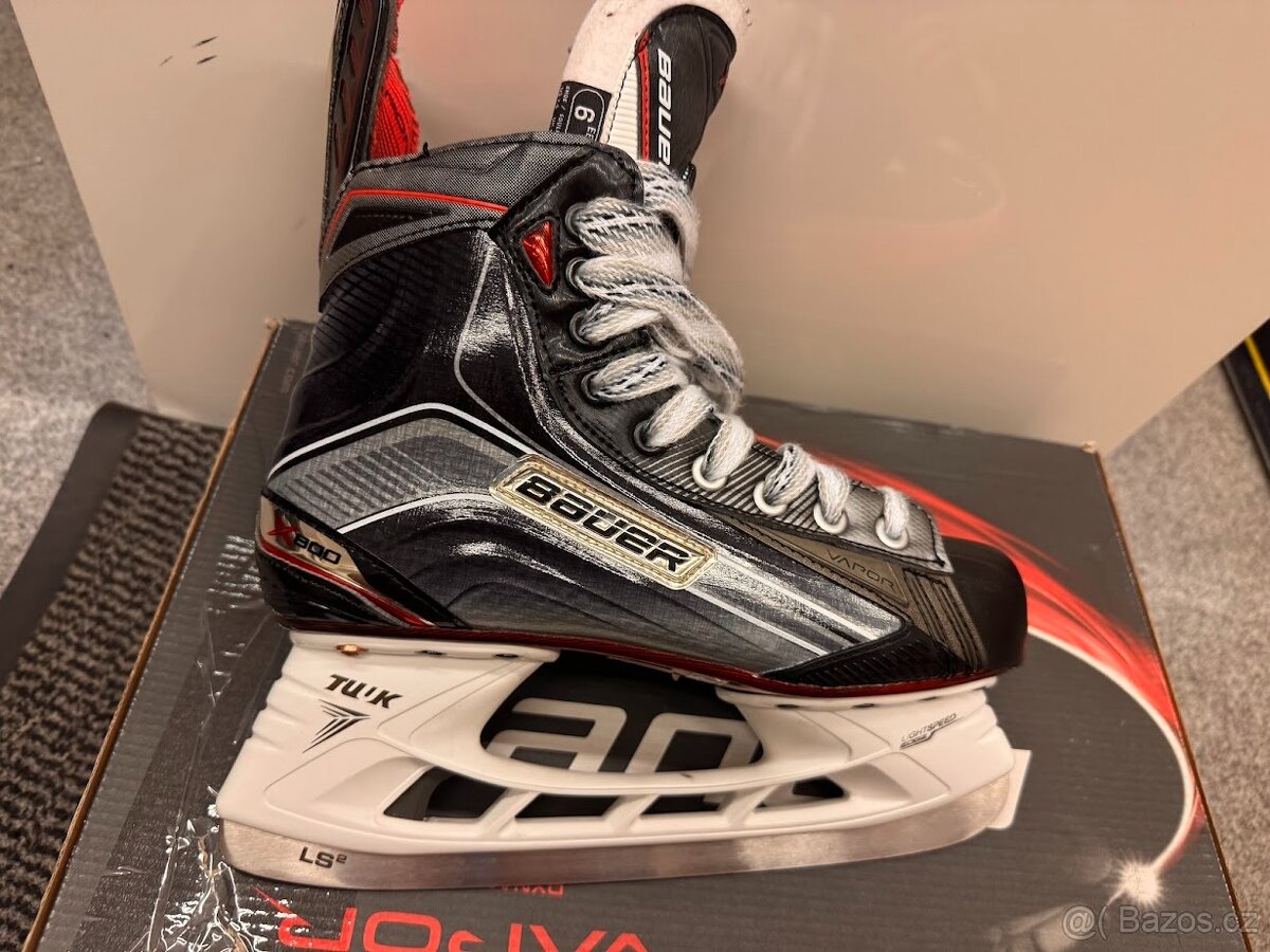 BRUSLE BAUER VAPOR X800, VEL. 40,5/6 EE - 2