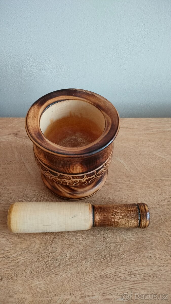 Dřevěný hmoždíř z Afrických trhů - 2