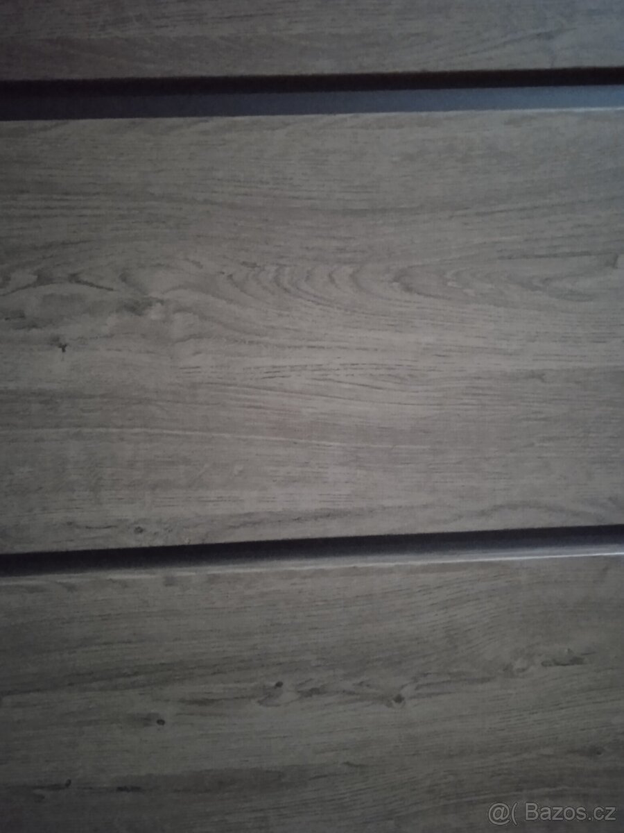 Prodám moderní interiérové dveře s obložkou 80 levé - 2