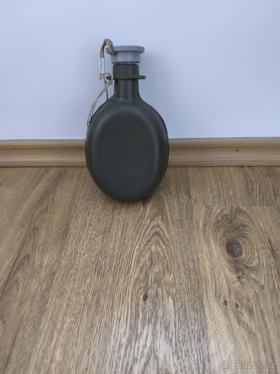 Polní láhev čutora - 2