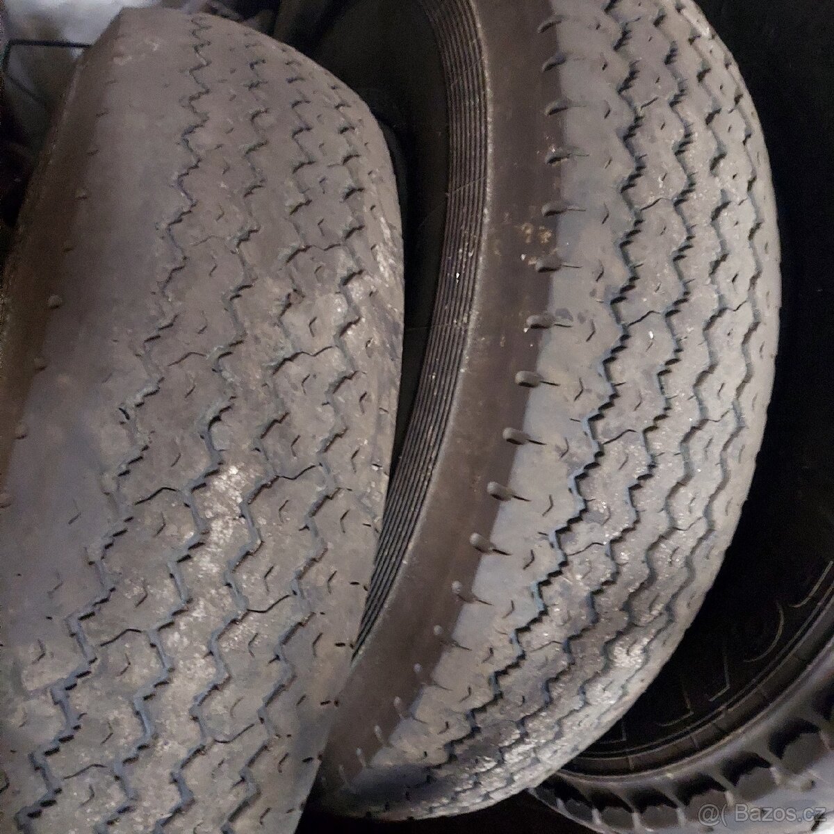 Pneu Tatra 815 - 2