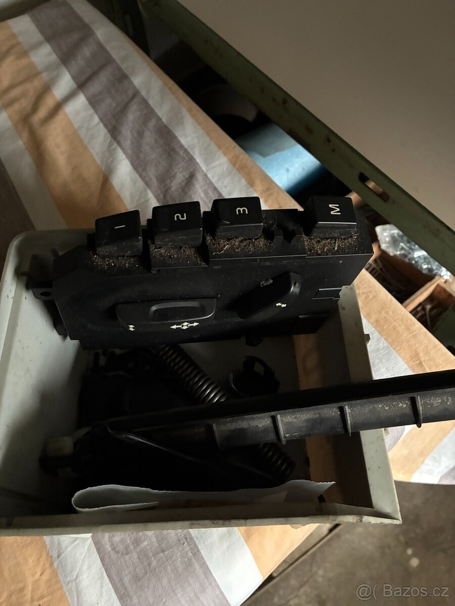 Volvo V50 LP sedačka v elektrice - 2