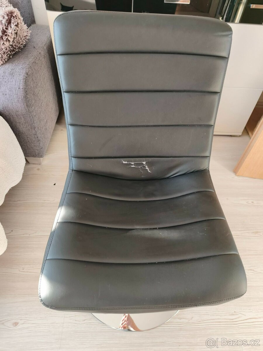 Křeslo otočné - 2