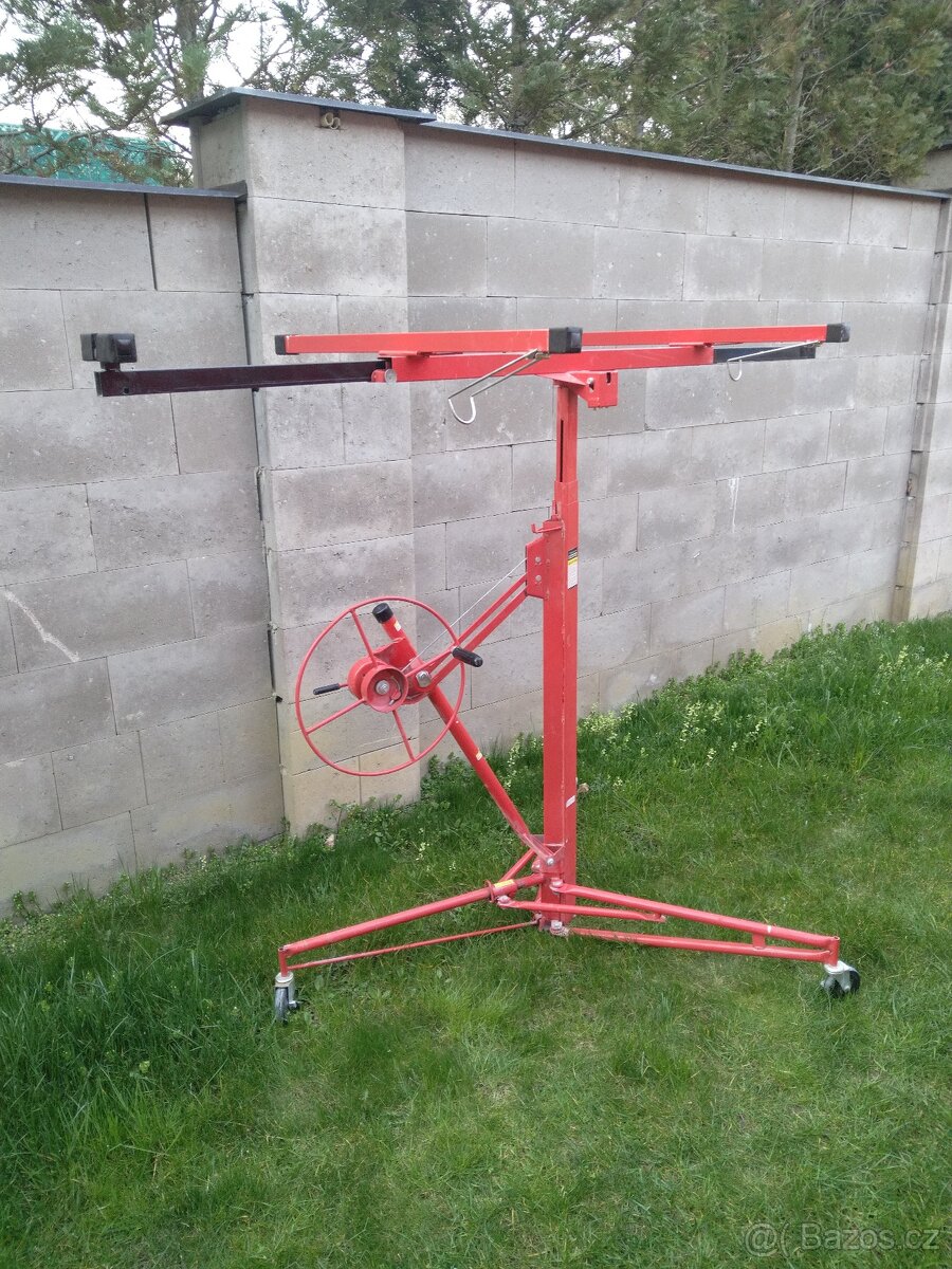 Zvedák na sádrokarton - 2