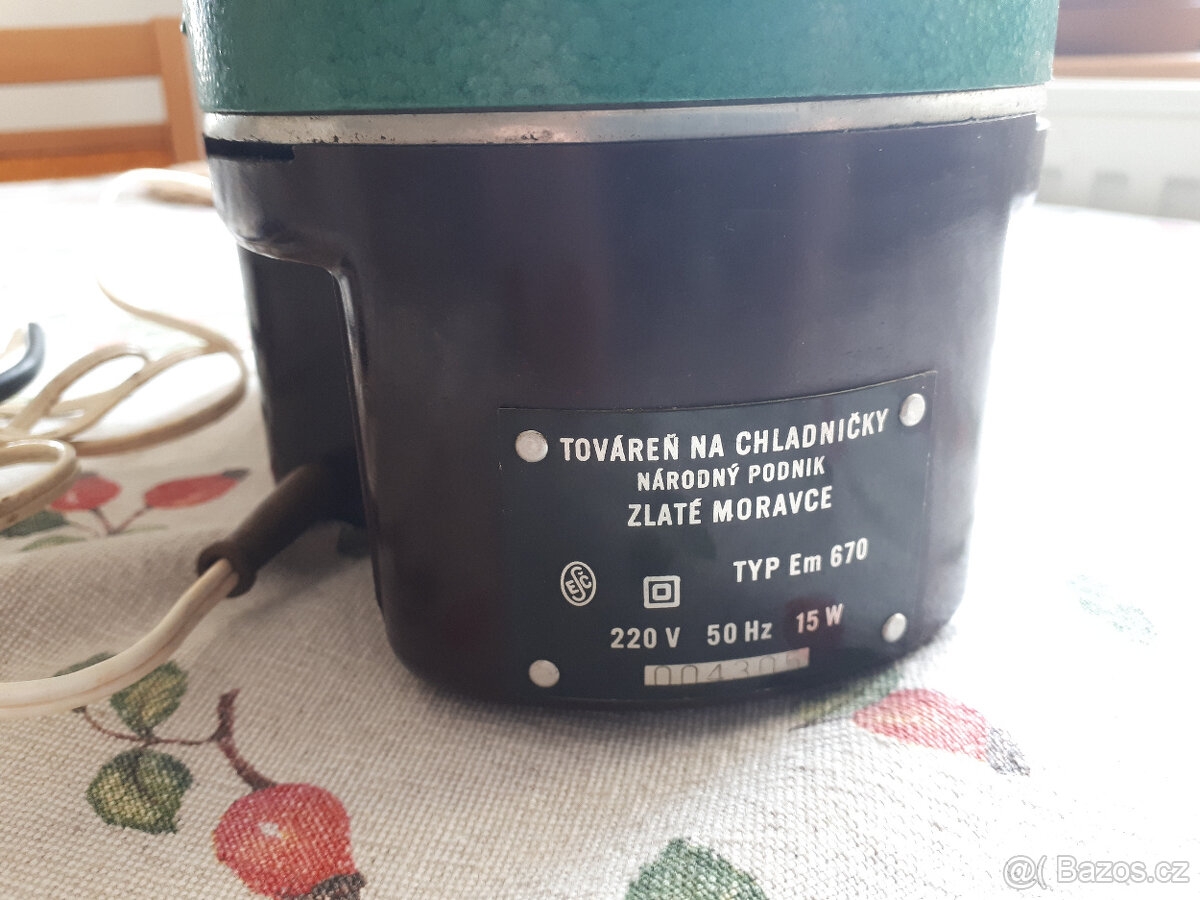 Retro zmrzlinovač Calex - 2