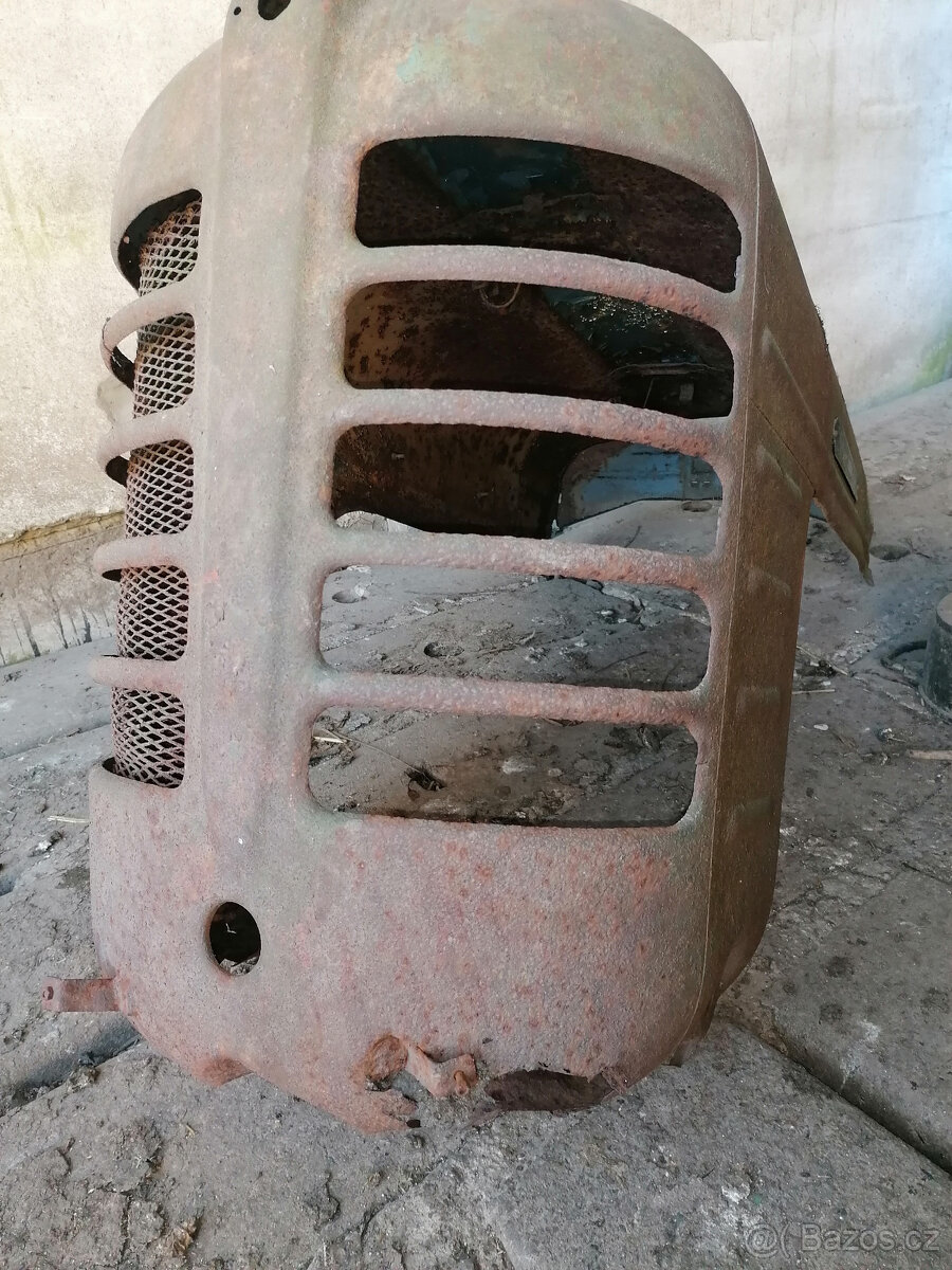 Prodám kapotáž - 2