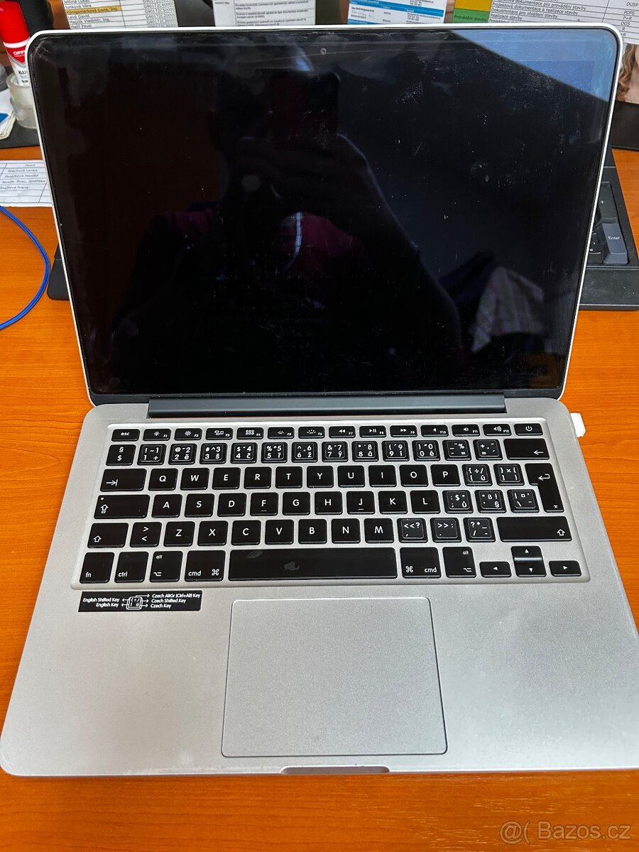 MacBook Pro 13” Early 2015, i5 / 8GB / 128GB - 2