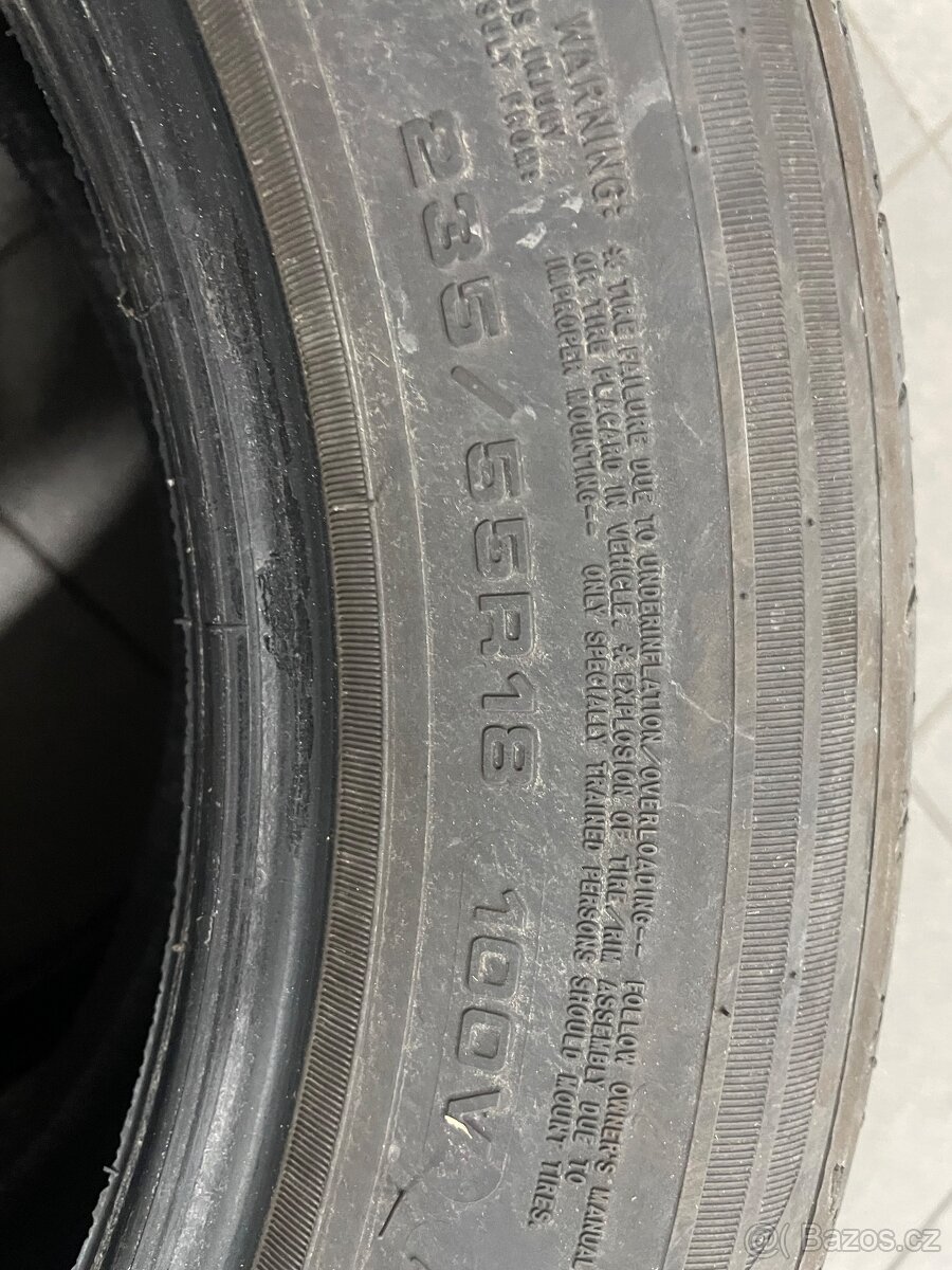 Goodyear 235/55/r18 - 2