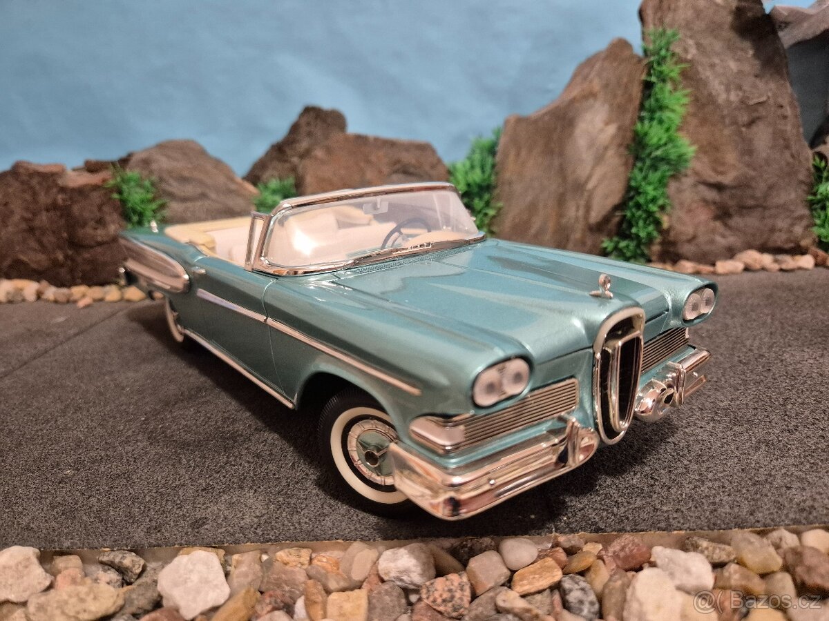 Prodám model 1:18 Edsel citation 1958 - 2
