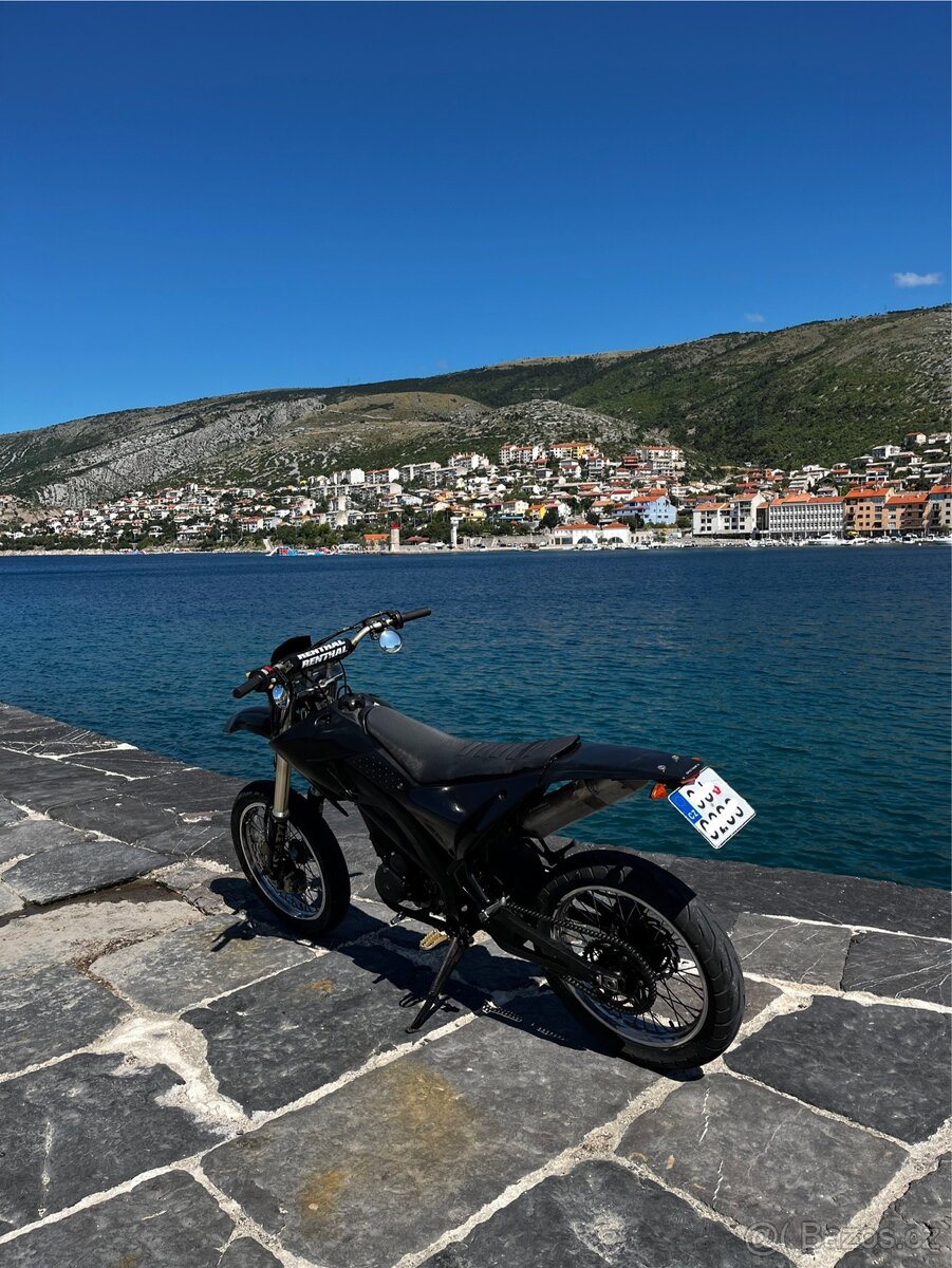XMOTOS 125 4T