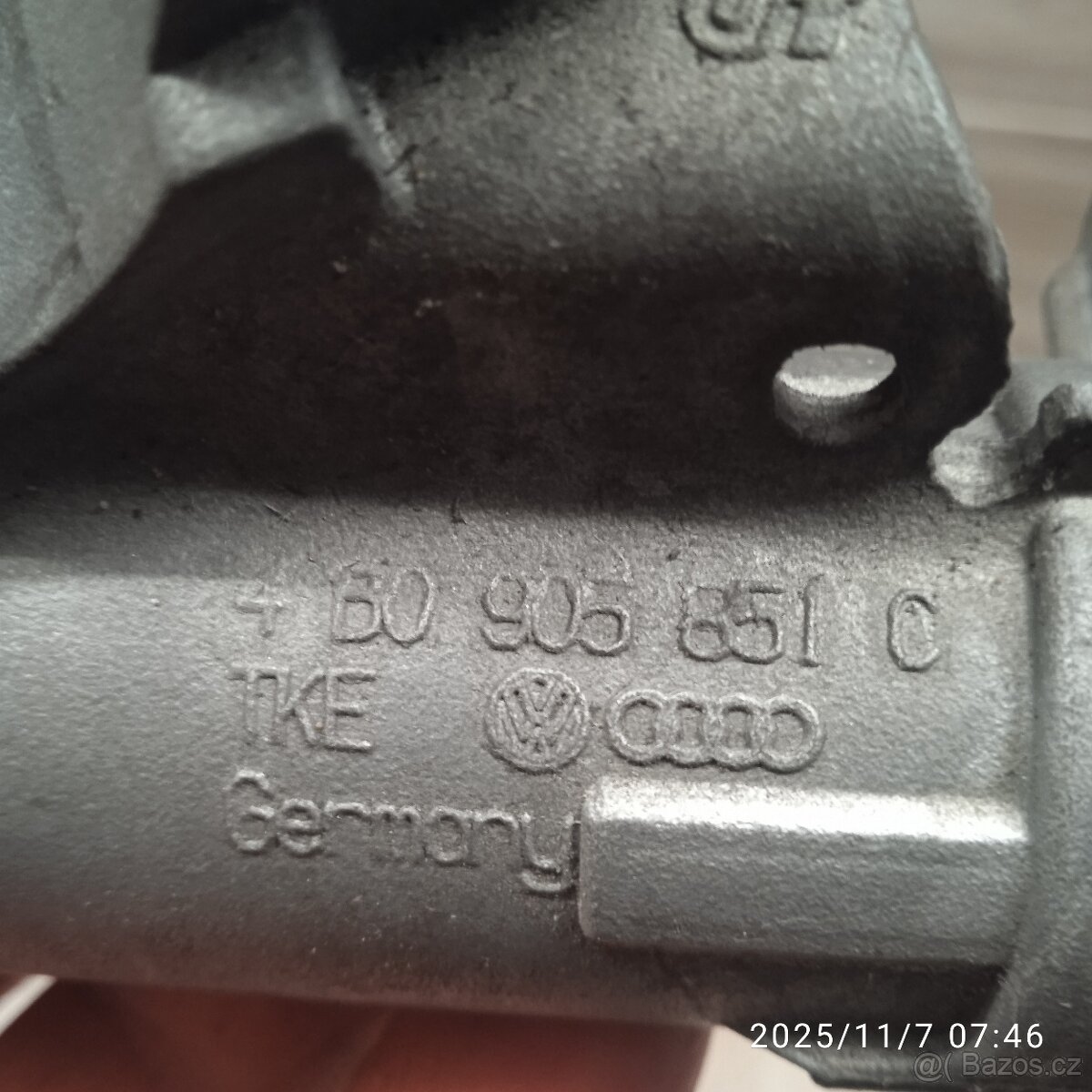 Škoda Fabia II. spínací skříňka - sada - 1x klíč. - 2