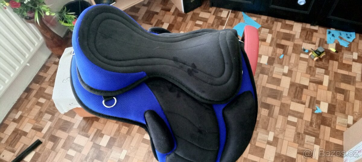 Bezkostrové sedlo - 2