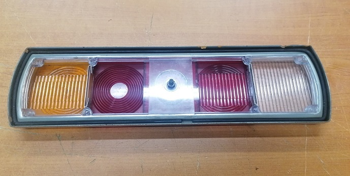 Kryt zadního světla Škoda 100 - použitý - 2