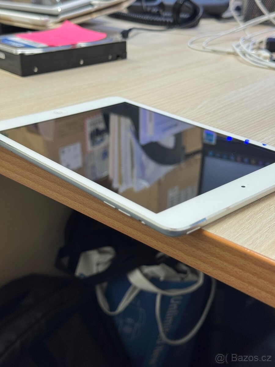 Apple iPad mini, 64 GB, Wi-Fi + SIM Cellular - 2