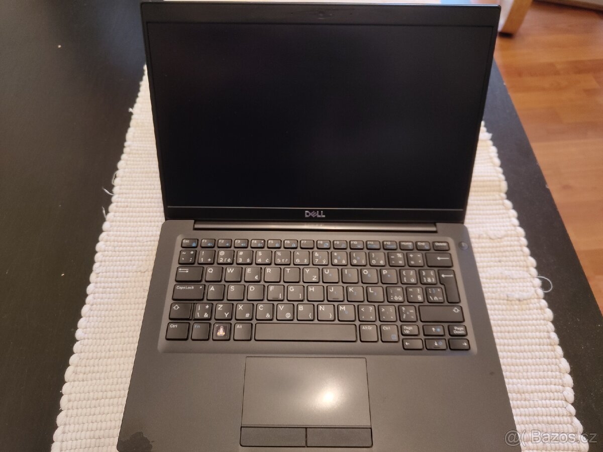 Dell Latitude 7390 i5-8350U, 16GB Ram, 240 GB SSD + Dárek - 2