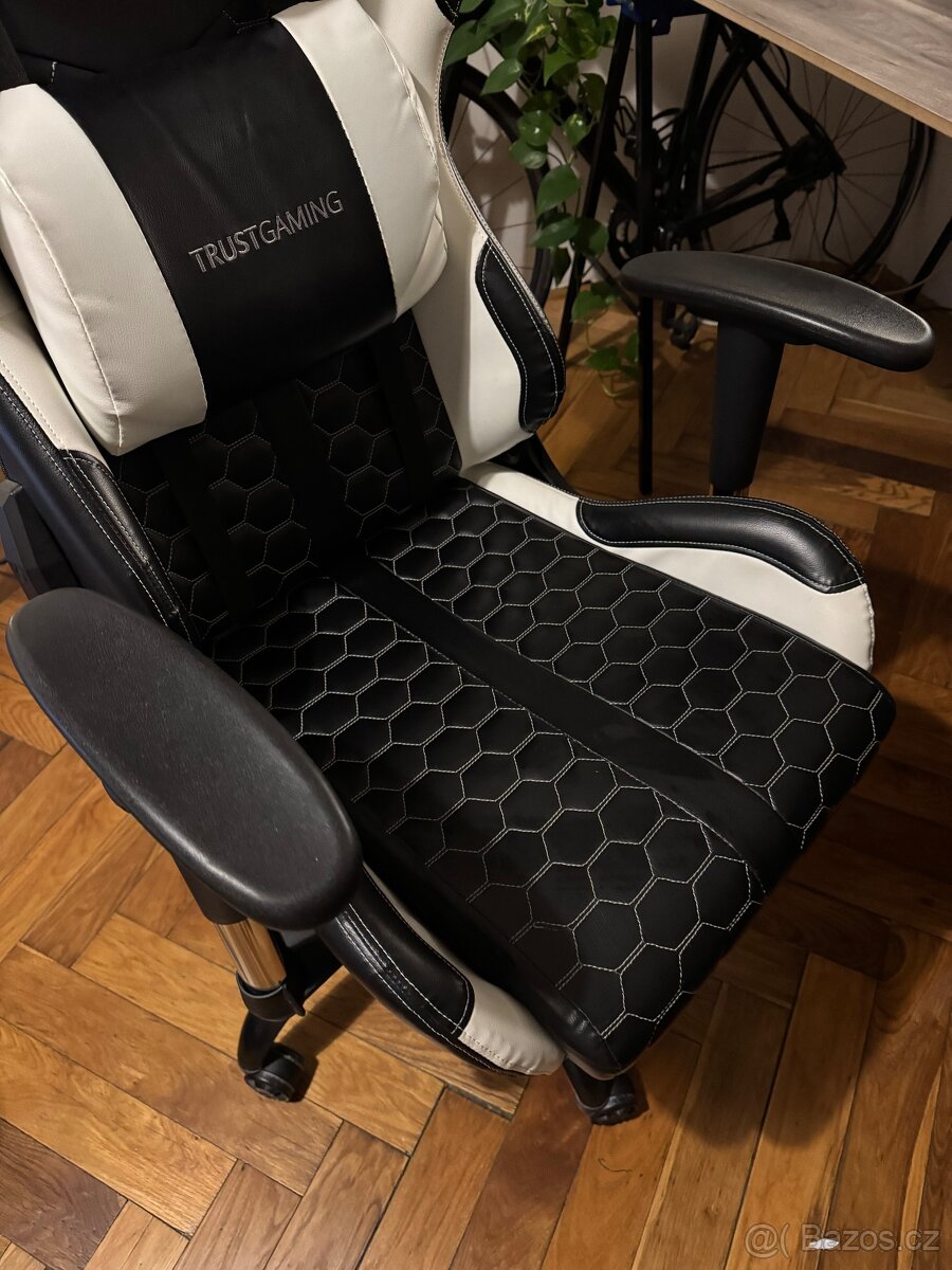 herní židle Trust GXT - 2