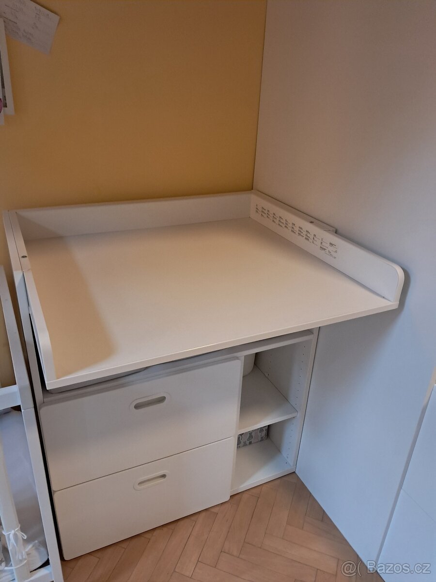 Přebalovací pult ikea Smastad - 2