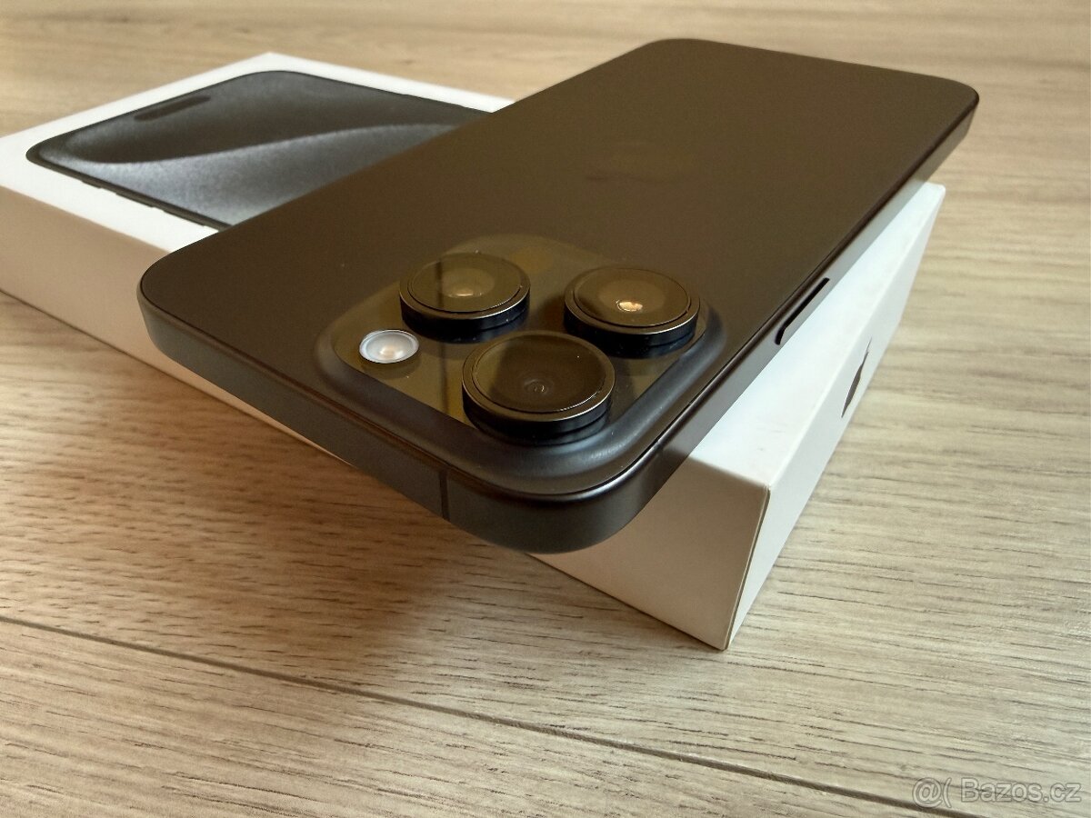 Apple iPhone 15 Pro Max 256GB Black Titanium - 2