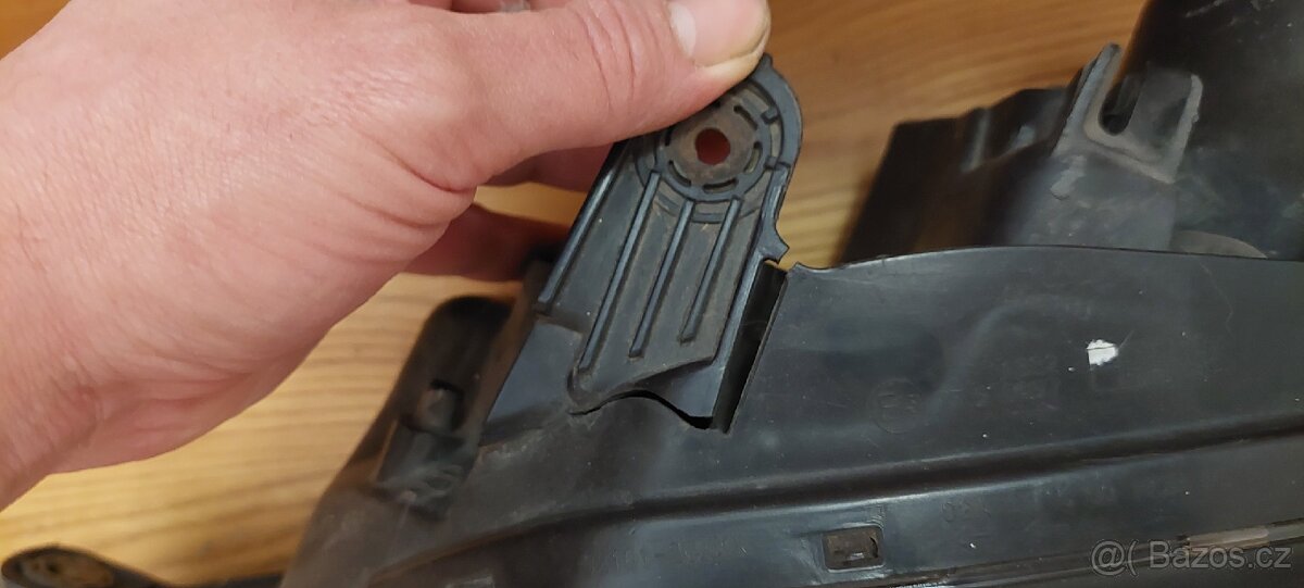 Prodám LP světlo Hyundai coupe gk fl - 2