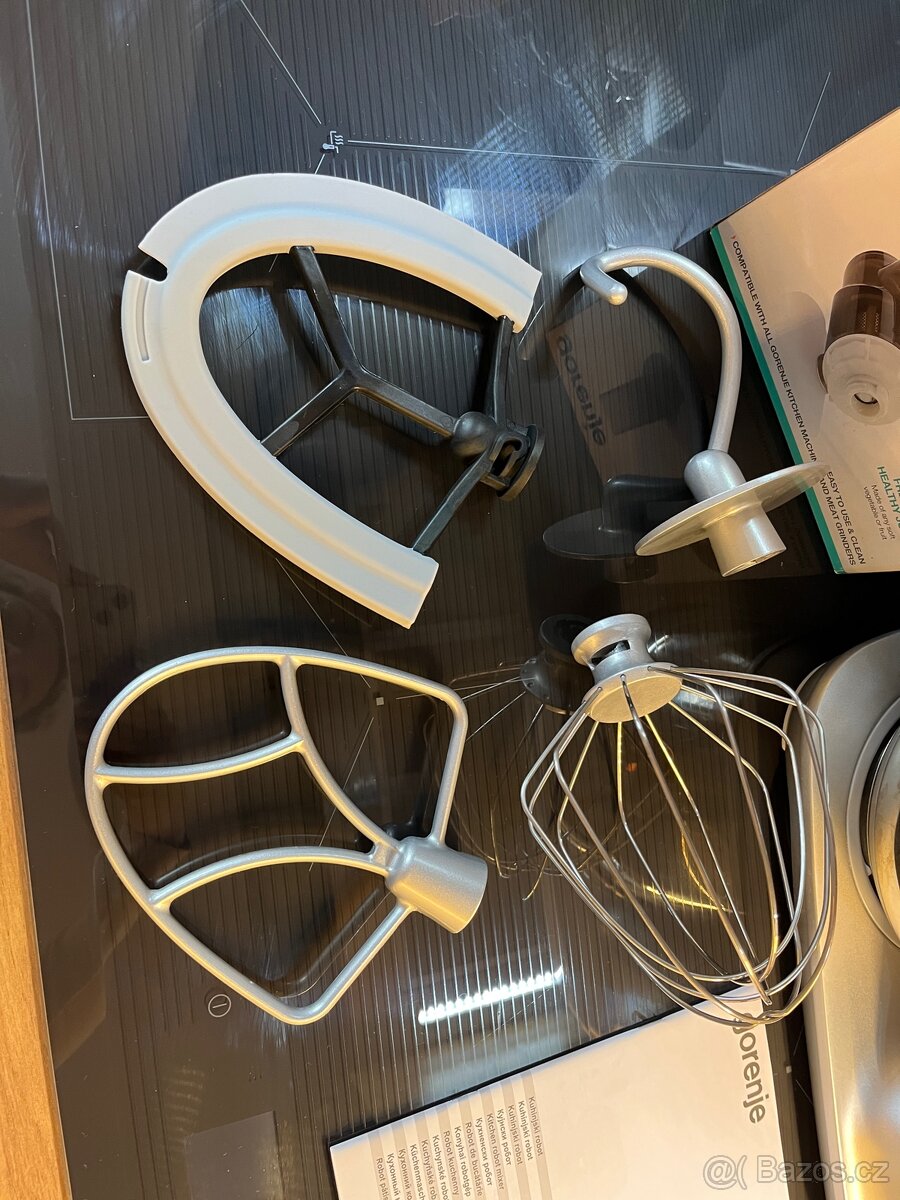 Kuchyňský robot Gorenje MMC1000RL - 2