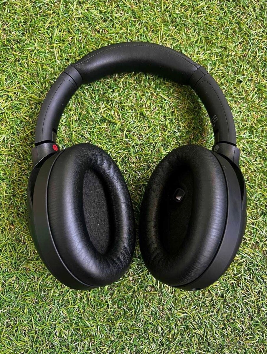 Sluchátka Sony WH-1000XM4 - 2