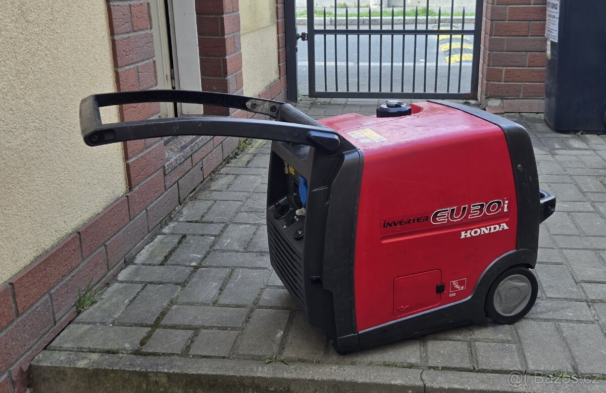 HONDA EU 30i , elektrocentrála invertorová - 2