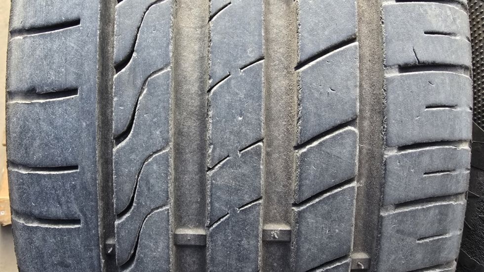 Letní pneu 225/45/17 Minerva - 2