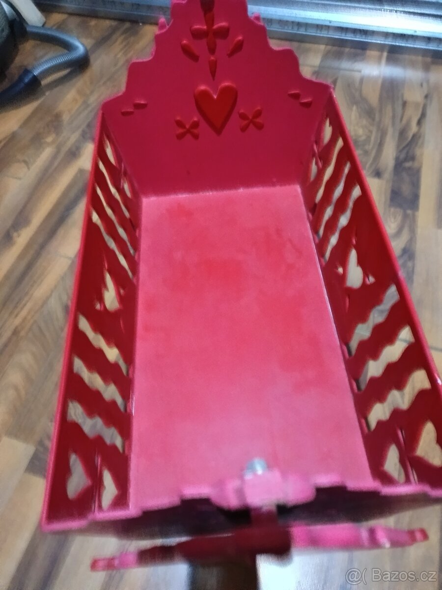 Kolébka pro panenky - 2