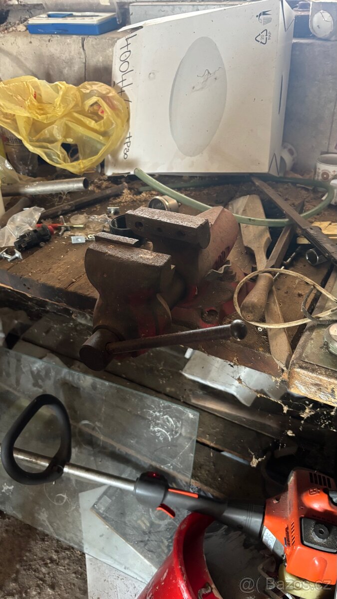 Svěrák dílenský YORK - 2