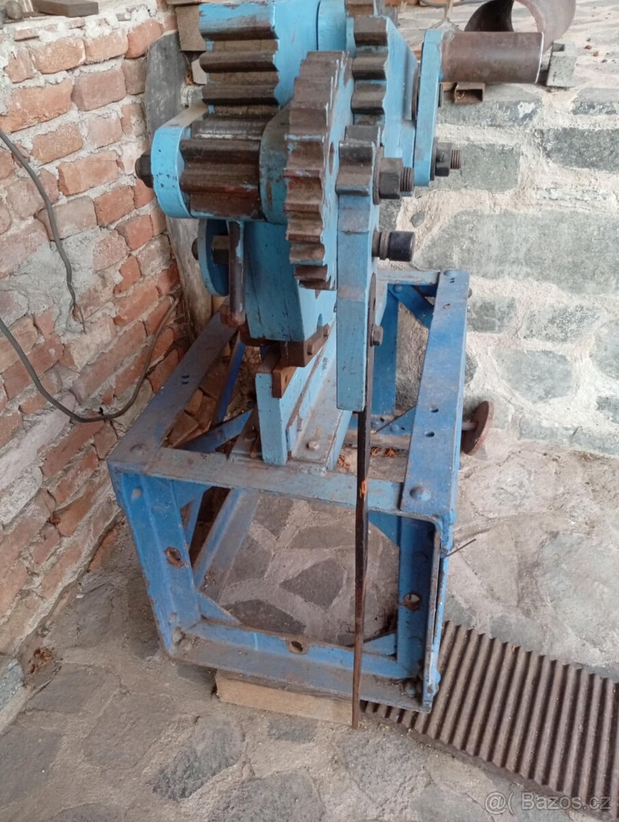 Pákové nůžky na profily - 2