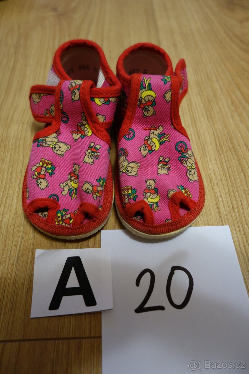 Dětské bačkory, vel. 20 - 2