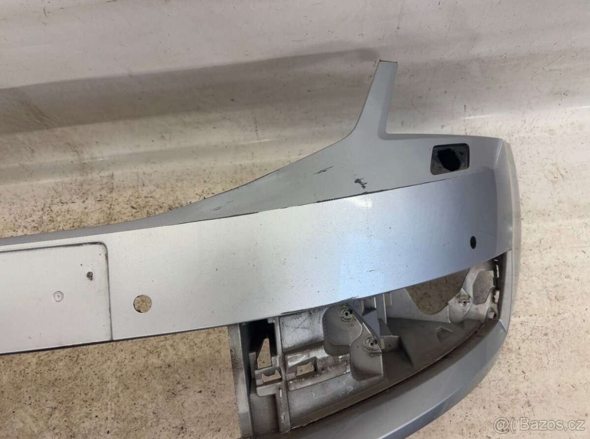 Přední nárazník Škoda Octavia 3 facelift stříbrná. - 2