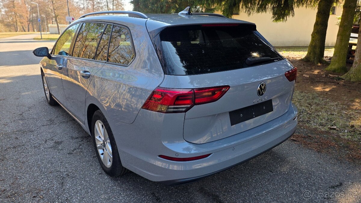 Vw Golf 8 1.5TSi, kombi, 1.majitel, super stav - 2