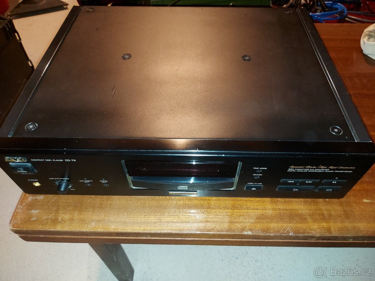 Predám AKAI CD-79 - 2