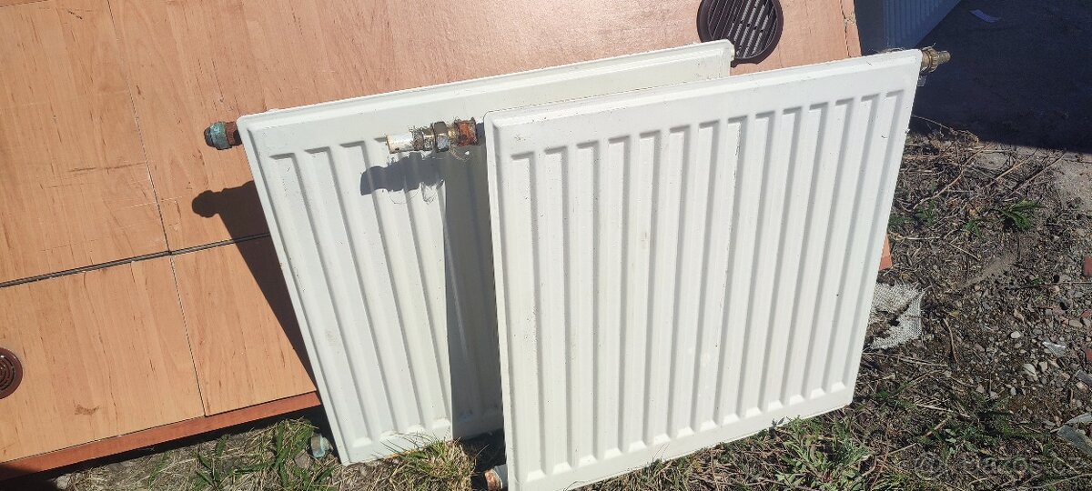 Radiator deskovy - 2