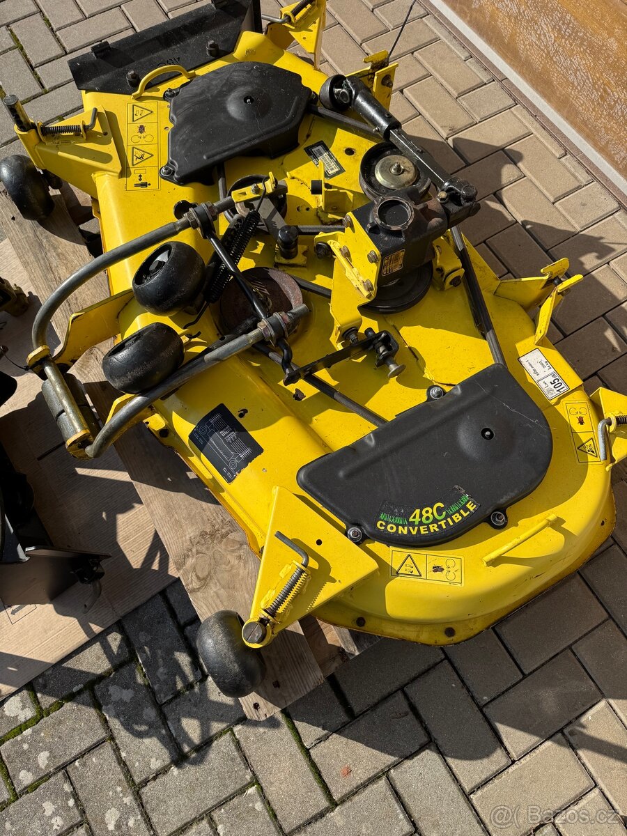 John Deere X595 - 2