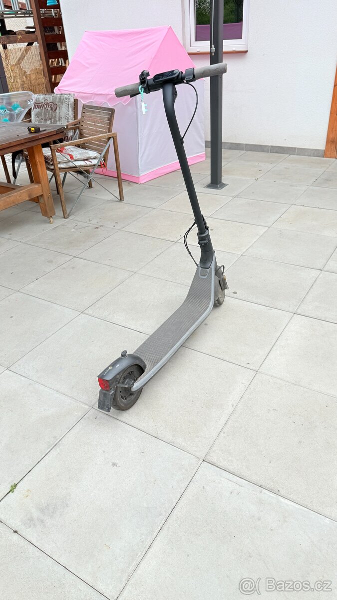 Ninebot KickScooter E2 E by Segway - 2