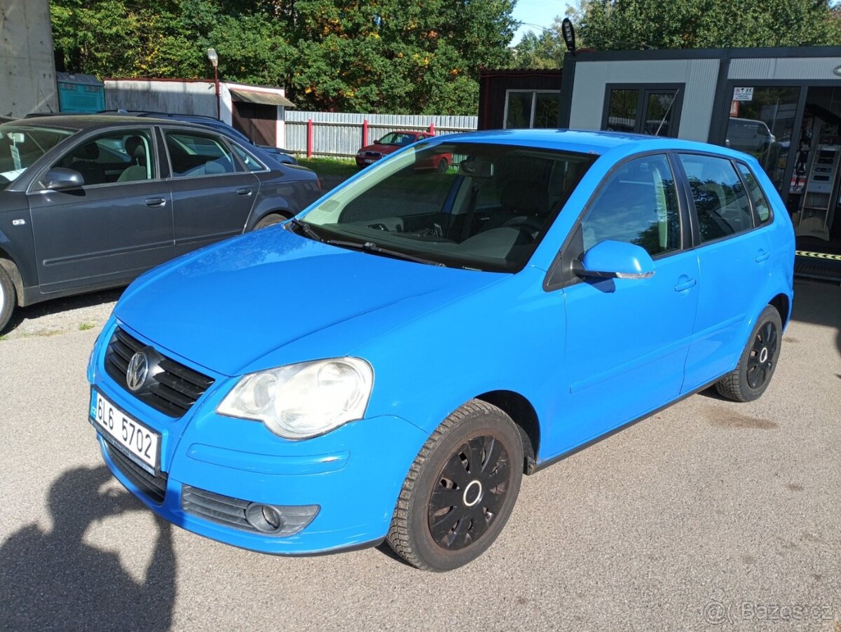 Volkswagen Polo - 2