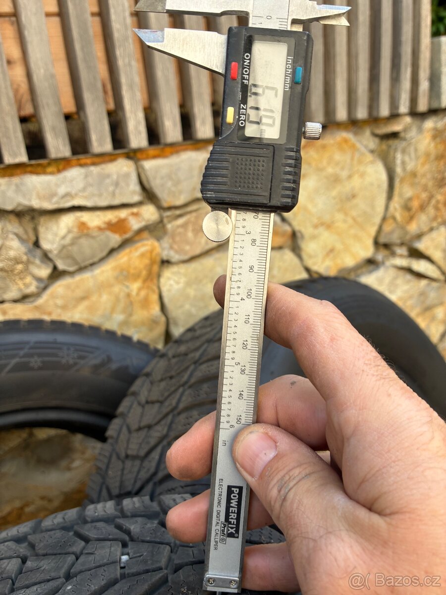 Zimní pneumatiky 215/65/17 Hankook - 2