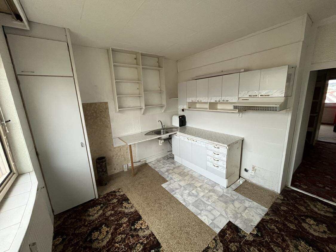 Pronájem bytu 3+1, Cheb, ul. Dřevařská - 2