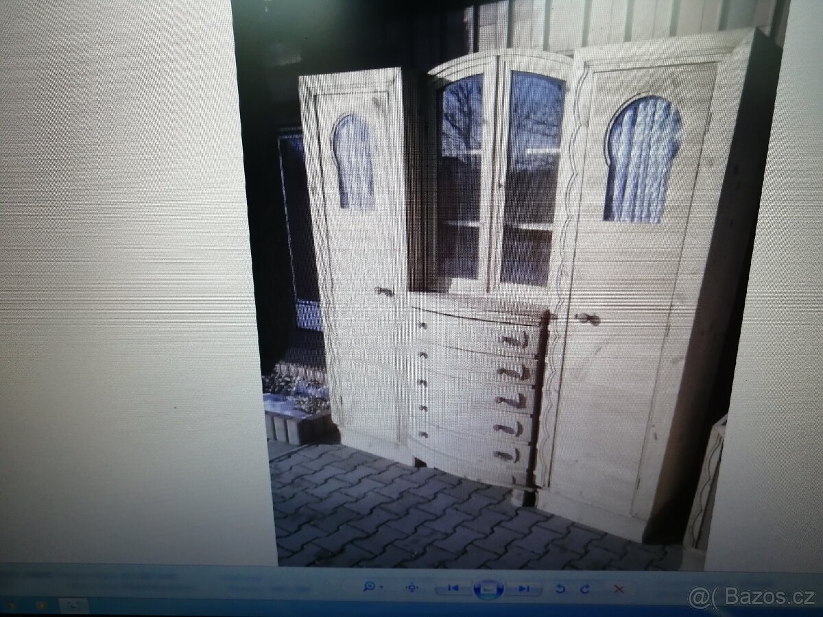 Smrkový nábytek - 2