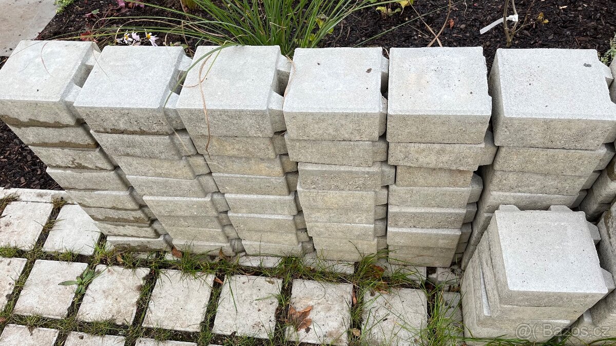 Zatravňovací dlažba - 2