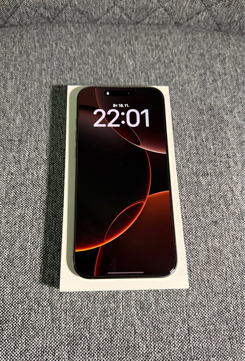 iPhone 16 Pro Max 512GB. Ideálni stav - 2