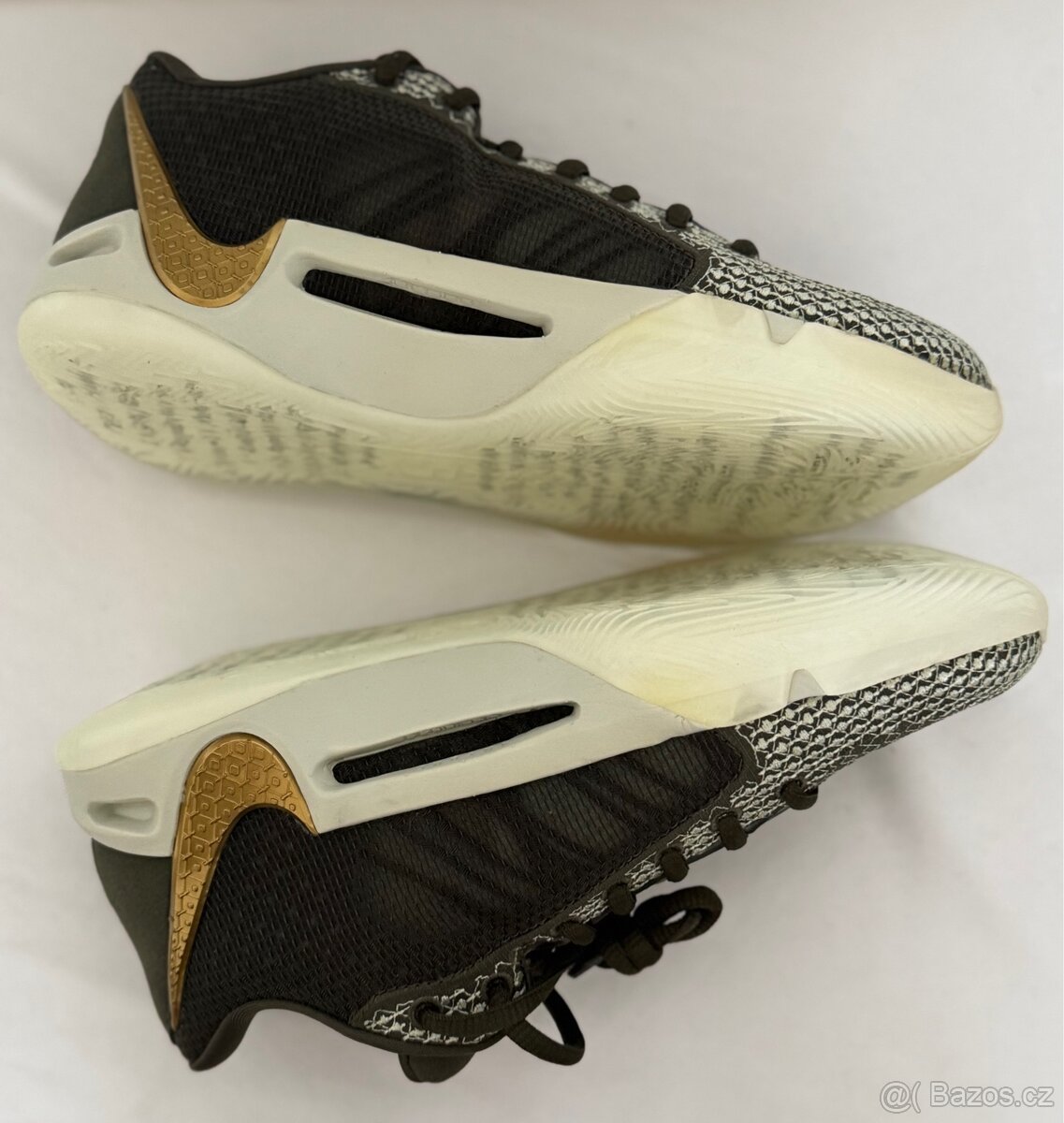 Nike Sabrina vel.36/22,5-23cm - 2