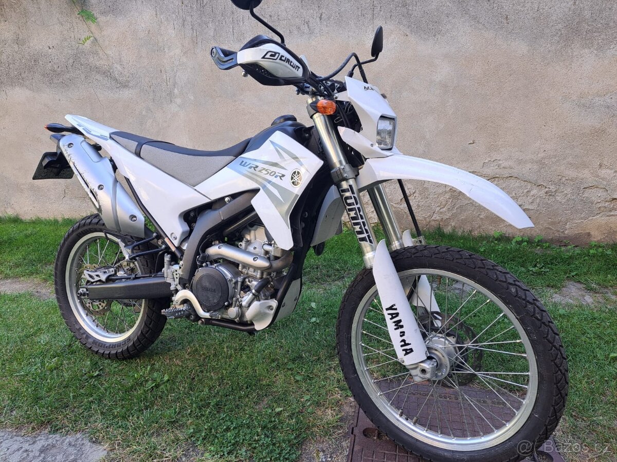 Yamaha WR 250 R - 2