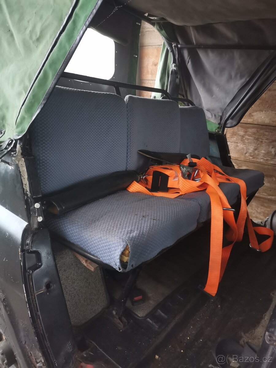 Uaz 469 trojsedak - 2