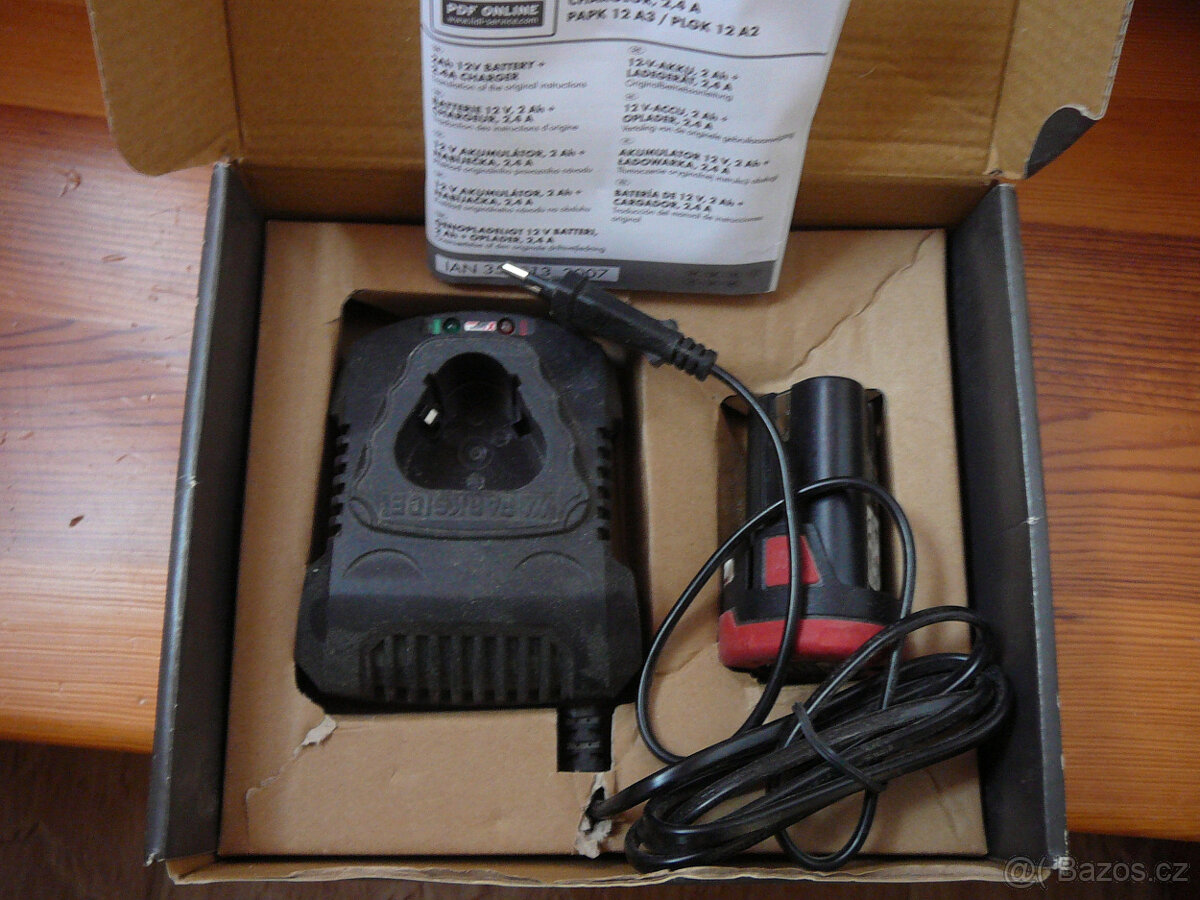 Baterie a nabíječka - 2