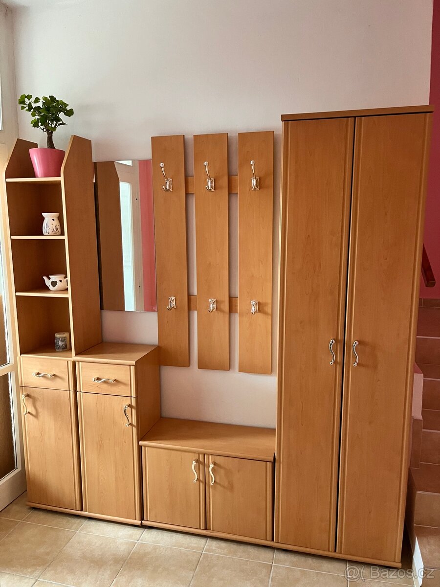 Stena do predsine / chodby - 2